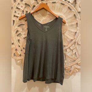 Gap Army Green Tank